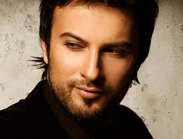 Tarkan ve Cem Yılmaz'dan büyük sürpriz!