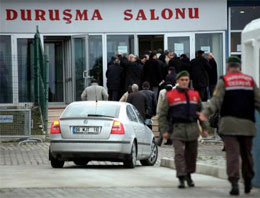 Balyoz sanığı mahkemeden kaçmış!