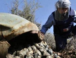 Esad'tan sivillere misket bombası